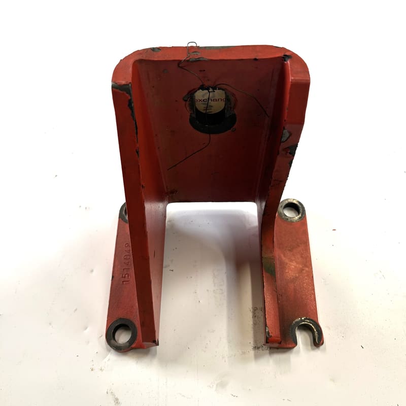 ENGINE BRACKET 1514042