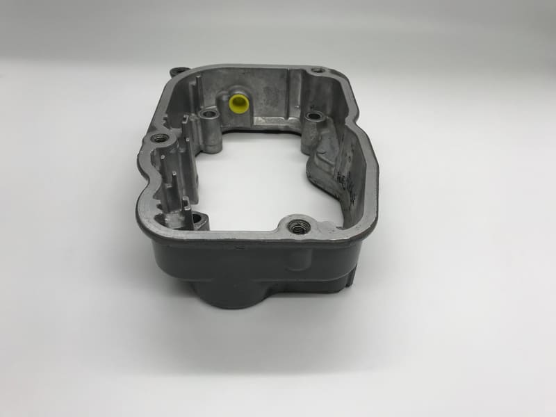 VALVE COVER RECONDITIONED 1918525R