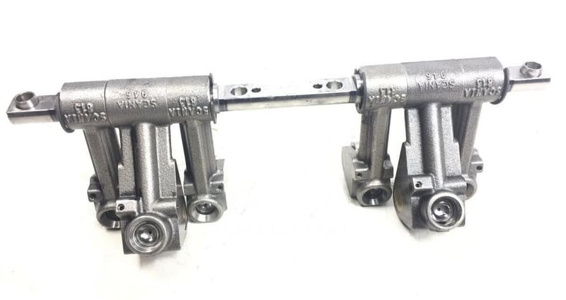 SHAFT COMPLETE WITH ROLLER - - THIS PRODUCT IS REPLACED! 2488136