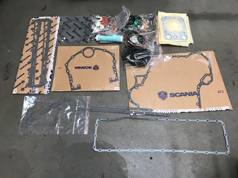 ENGINE GASKET KIT 551529