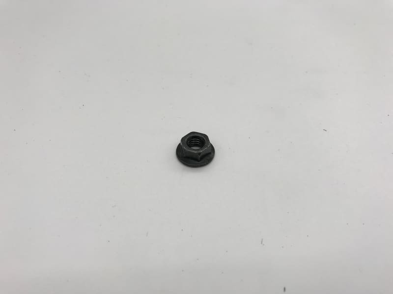 NUT 815131